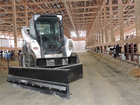 poultry feed lid filler skid steer|Feed Pusher .